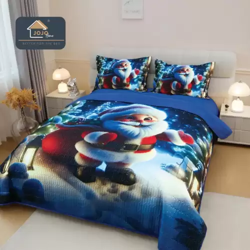 Cuvertura Matlasata, Bumbac Finet, cu Imprimeu 5D, 220x240cm + 2 fete de perna 50x70cm, Albastru, Mos Craciun cu Felinar