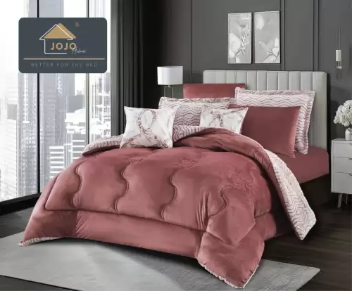Lenjerie de pat cu Pilota Inclusa, Jojo Home, Cearceaf cu Elastic, 6 Piese, Blana de Iepure Artificiala si Catifea, Roz Ars
