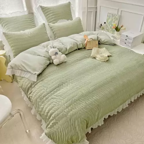 Lenjerie Pat Dublu 6 Piese Bumbac Finet Creponat Uni cu Volanase Elegante