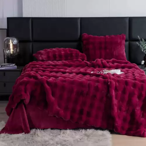 Lenjerie Pat Dublu 6 Piese, Super Pufoasa, din Blanita Artificiala de Iepure