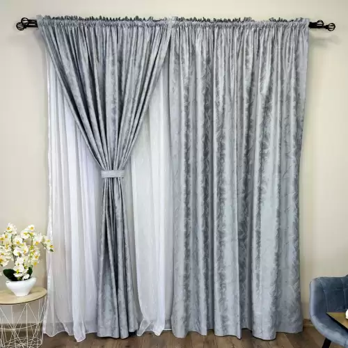 Set 2 Draperii Catifea MYKONOS cu valuri rafinate aurii, Gri deschis - V12, 140cm latime x 260cm inaltime cu tiv lat pt bara