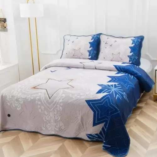Cuvertura Matlasata, Pat Dublu, 230x250 cm, 3 Piese, Bumbac Finet Satinat, Imprimeu Digital, IDENTIC CU POZA, 2 Fete de Perna 60x80 cm, Gri, Albastru, Stele