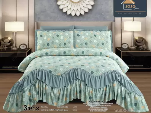 Cuvertura pat dublu, 3 piese, Bumbac Finet, 220x270cm, cu volanase, Jojo Home, Verde, buline