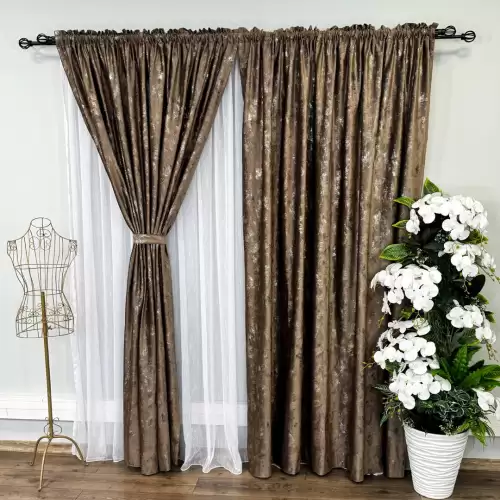 Draperie Catifea Asama cu insertii aurii, 140cm latime x 260cm inaltime, cu TIV LAT, Maro - V7