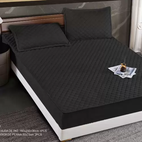 Husa Matlasata Tip Topper din Catifea 160x200cm, cu 2 Fete de Perna 50x70cm - Somn Odihnitor si Sustinere pentru Spate, Negru