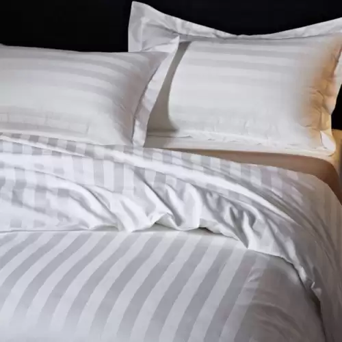 Lenjerie de pat damasc HORECA disponibil dunga de 3cm - o persoană