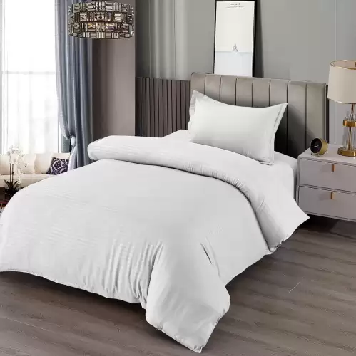 Lenjerie HoReCa, pat 140x200cm, tip Damasc Finetat Deluxe cu Elastic, 4 piese, Alb