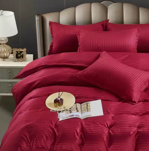 Lenjerie HoReCa, pat dublu, Damasc Finetat Deluxe, 6 piese, Grena