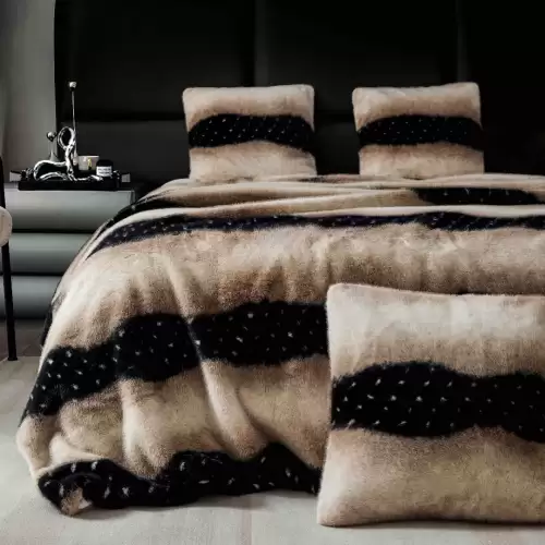 Patura Blanita (Artificiala) de Nurca, Jojo Home, 200x230cm, Crem, Bej, Negru