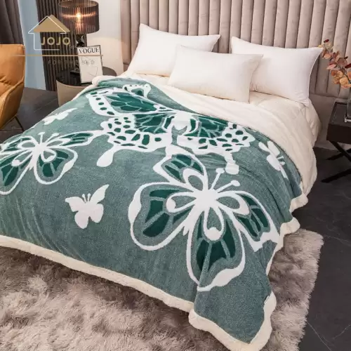 Patura CoCoLiNo cu blanita, 200x230cm, Jojo Home, Verde, Alb, Fluture