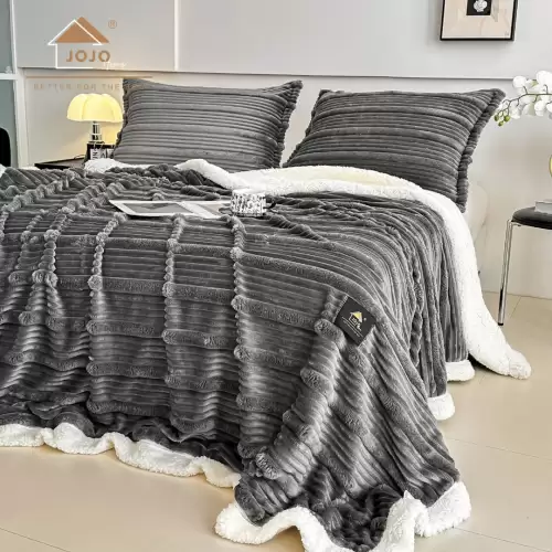 Patura CoCoLiNo cu blanita Sherpa, 200x230cm, cu Fermoar, cu 2 fete de perna 50x70cm, Jojo Home, Dungi, Gri inchis