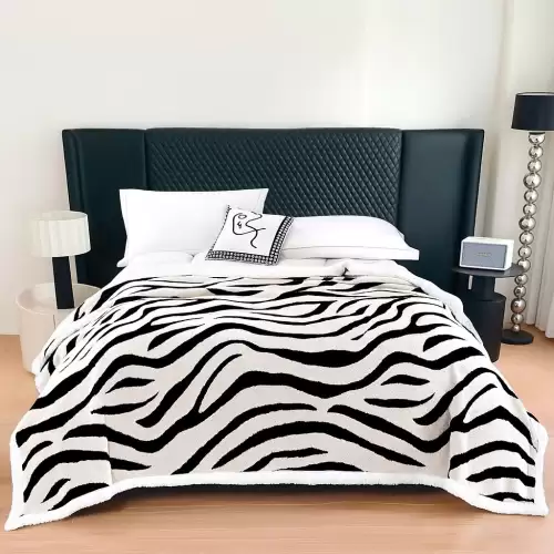 Patura Cocolino Groasa cu Blanita Sherpa, 200x230 cm, Zebra, Alb
