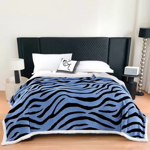 Patura Cocolino Groasa cu Blanita Sherpa, 200x230 cm, Zebra, Albastru