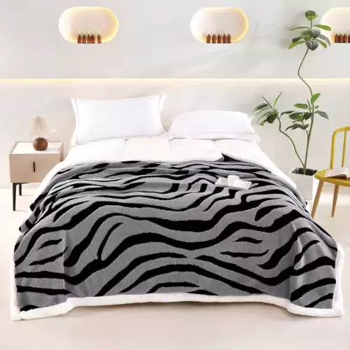 Patura Cocolino Groasa cu Blanita Sherpa, 200x230 cm, Zebra, Gri deschis