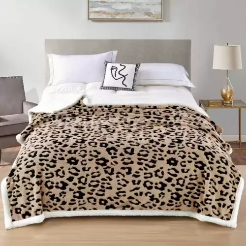 Patura Cocolino Groasa, cu Blanita Sherpa Alba, 200x230 cm, Leopard, Bej