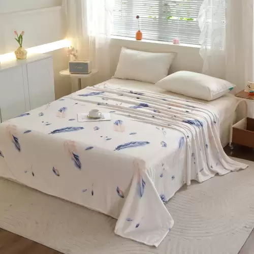 Patura Super Soft Cocolino, 200x230 cm – Rasfat absolut in zilele reci, Crem, pene