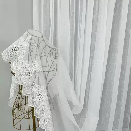 Perdea Aura din IN Brodat, Ivoire, 140cm latime x 260cm inaltime, cu rejansa pt bara