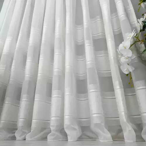 Perdea Cristal tip IN plin, Ivoire, model gheata, 140cm latime x 260cm inaltime, cu rejansa pt bara