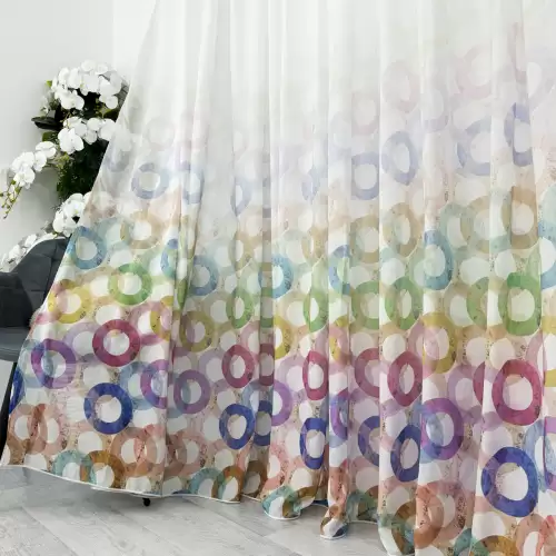 Perdea din Voal imprimat, Alb cu cercuri colorate, 140cm latime x 260cm inaltime, cu rejansa pt bara