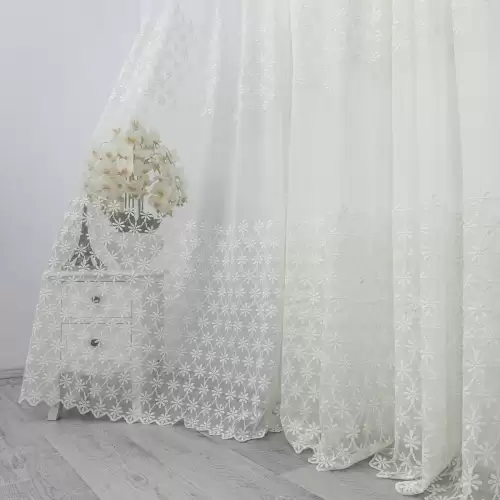 Perdea Snow din Tulle cu Broderie, Ivoire, 140cm latime x 260cm inaltime, cu rejansa pt bara
