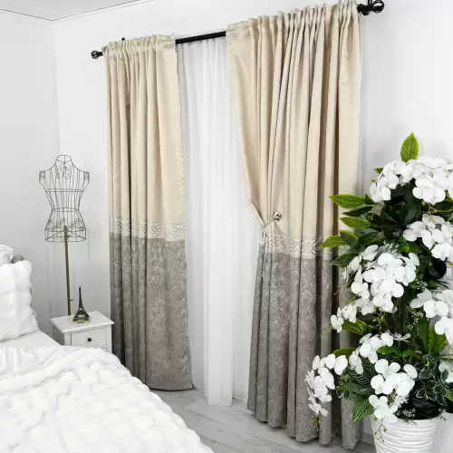 Set 2 Draperii Royal, Satinata, Texturata, Bej cu Gri si Argintiu, 140cm latime x 260cm inaltime, cu tiv lat pt bara