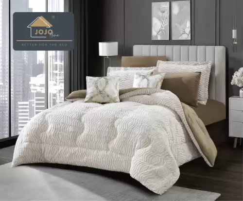 Set lenjerie de pat cu elastic ,cu pilota inclusa, blanita artificiala de iepure, 6 piese, Maro