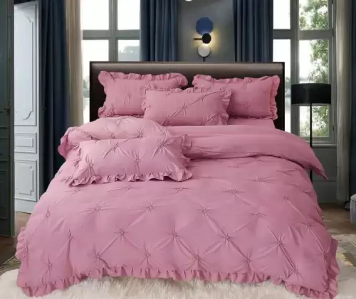 Set Lenjerie Pat Dublu, 4 Piese, cu Pliuri si Volanase