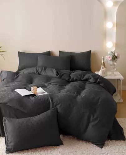 Set Lenjerie Pat Dublu 6 Piese din Jacquard Finetat, Lux si Confort