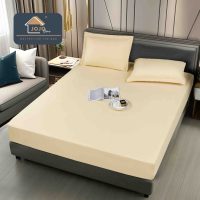 Husa de Pat Impermeabila, Jojo Home, 180x200cm, cu Fete de Perna 50x70cm, Crem