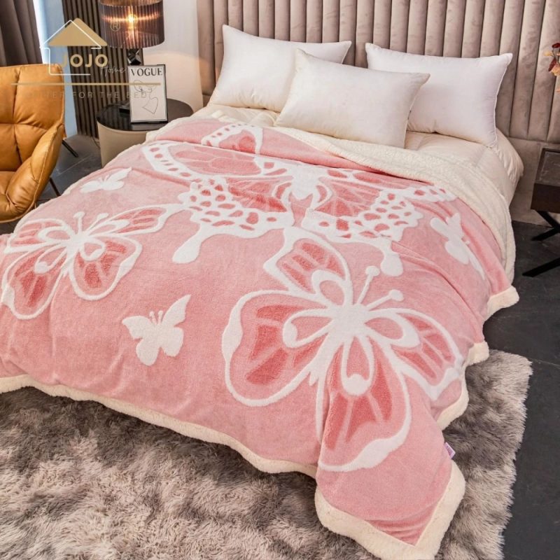 Patura CoCoLiNo cu blanita, 200x230cm, Jojo Home, Roz, Alb, Fluture
