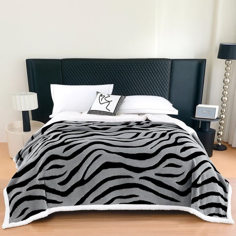 Patura Cocolino Groasa cu Blanita Sherpa, 200x230 cm, Zebra, Gri Albastrui