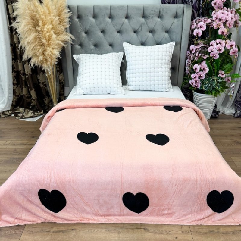Patura Super Soft Cocolino, 200x230 cm – Rasfat absolut in zilele reci, Roz prafuit, inimioare