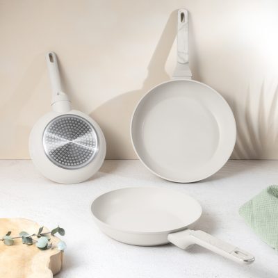 Set 3 tigai Berlinger Haus, Sahara Marble, 20/24/28 cm, aluminiu forjat, crem mat/marmura